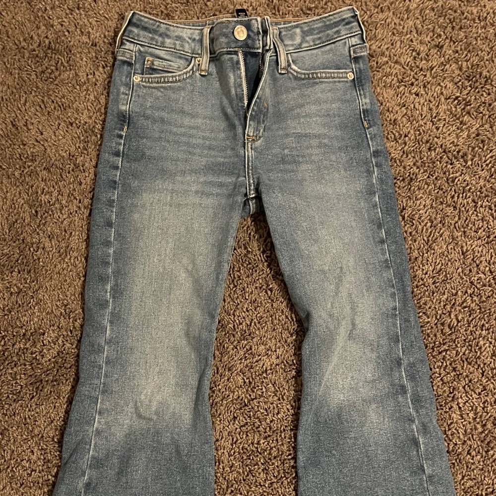 Girls F21 flare jeans